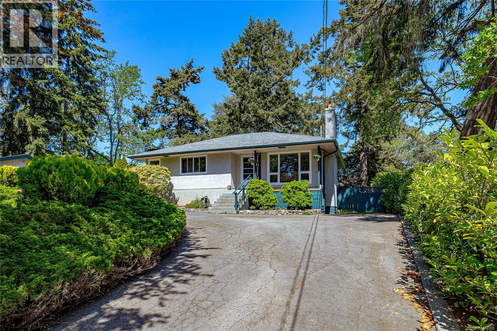 164 Island Hwy - 8