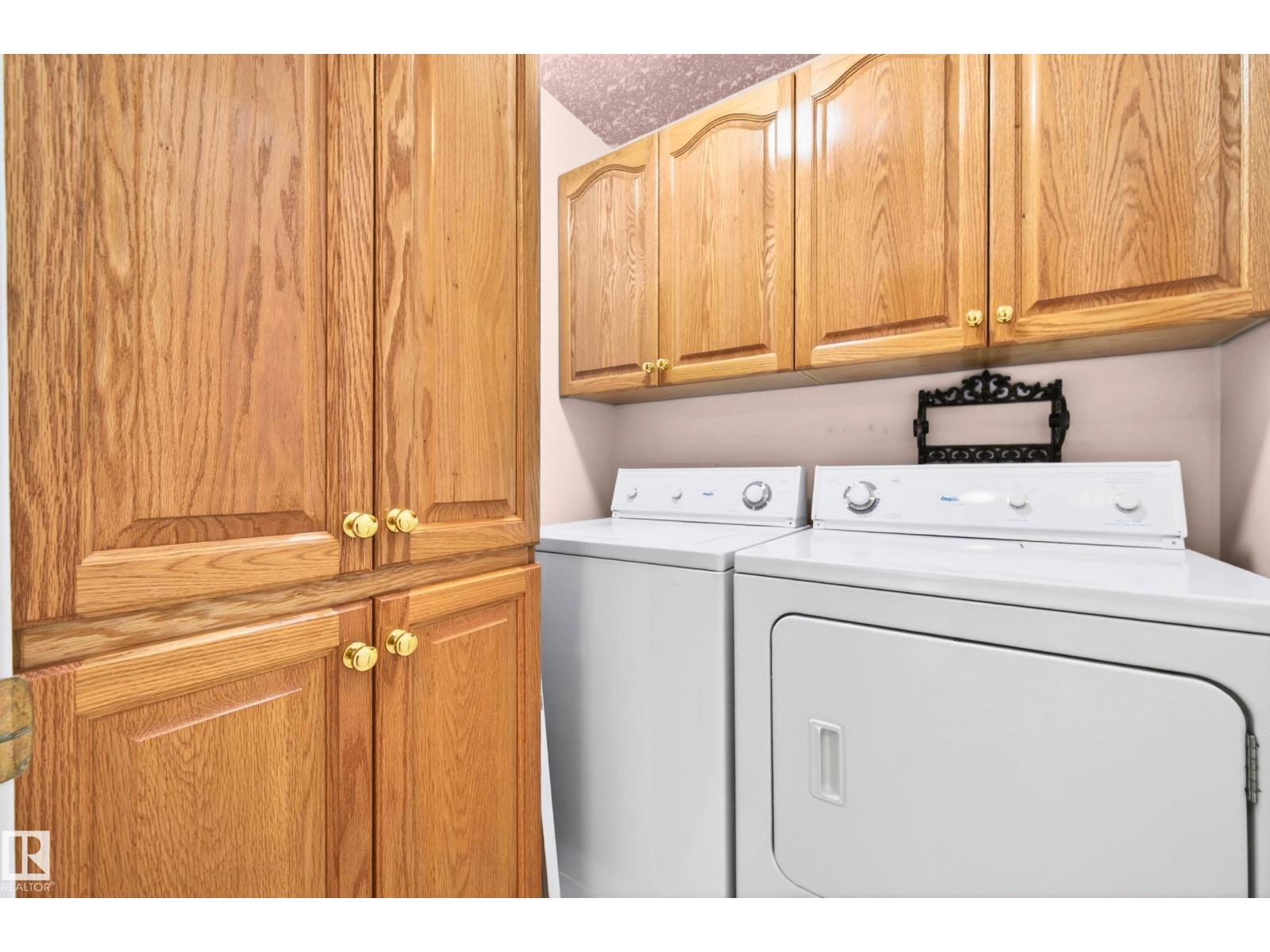 18 ESTATES CO, Sherwood Park
