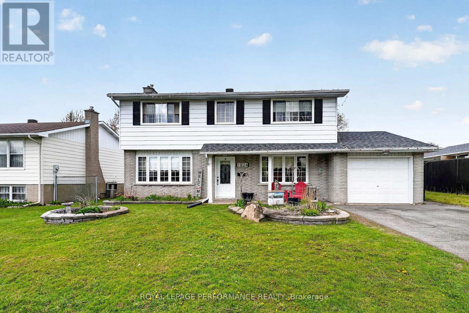 1824 ELGIN STREET - 2
