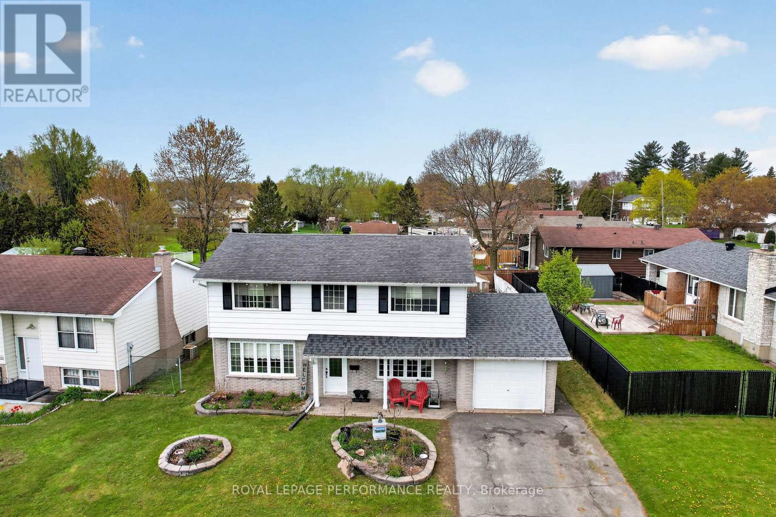 1824 ELGIN STREET - 46