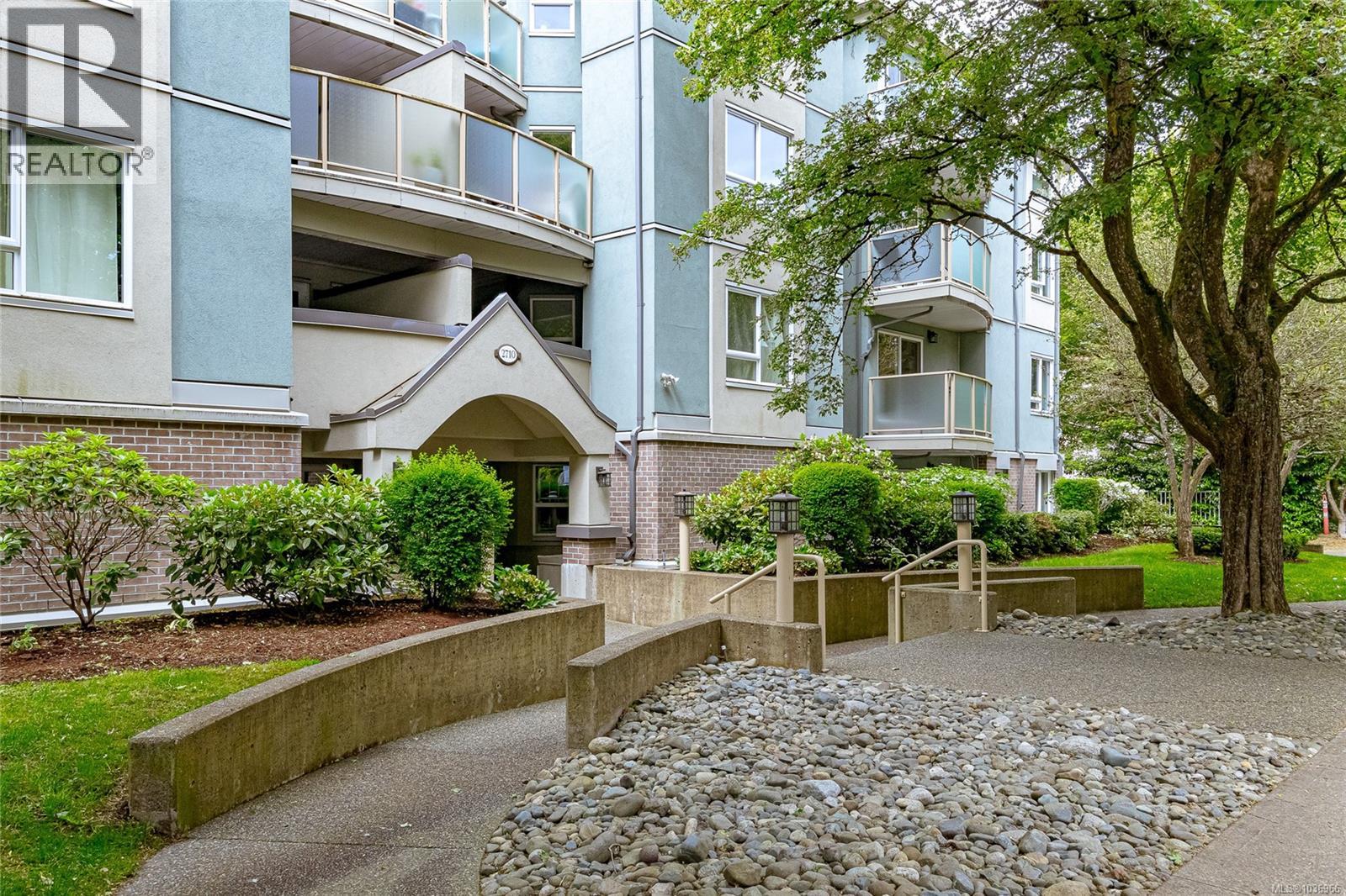 #105 2710 Grosvenor Rd - 3
