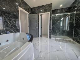 2 Oakview Street, Brandon, MB R7C0C6 Photo 22