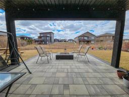 2 Oakview Street, Brandon, MB R7C0C6 Photo 43