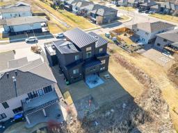 2 Oakview Street, Brandon, MB R7C0C6 Photo 46