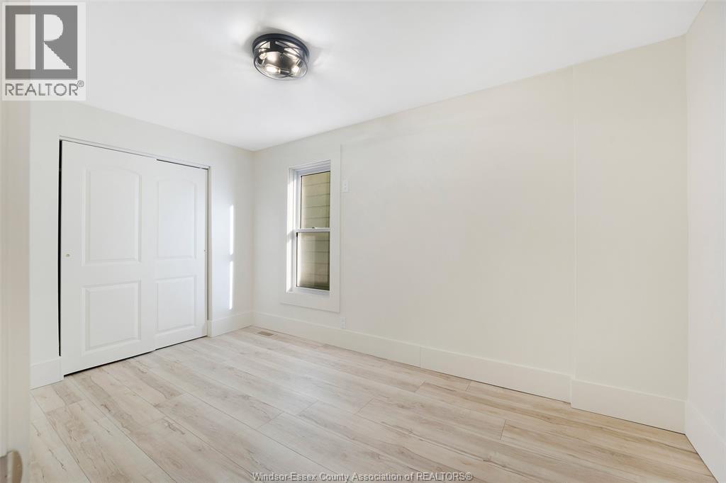 785 HALL #MAIN, Windsor, Ontario, N9A2L9 — Photo 3