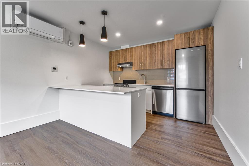 28 MAIN Street Unit# 9, Cambridge, Ontario, N1R1V4 — Photo 3