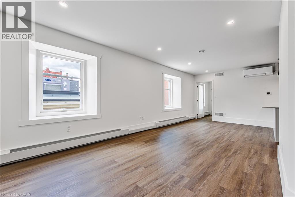 28 MAIN Street Unit# 9, Cambridge, Ontario, N1R1V4 — Photo 5
