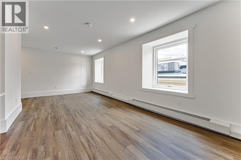 28 MAIN Street Unit# 9, Cambridge, Ontario, N1R1V4 — Photo 13
