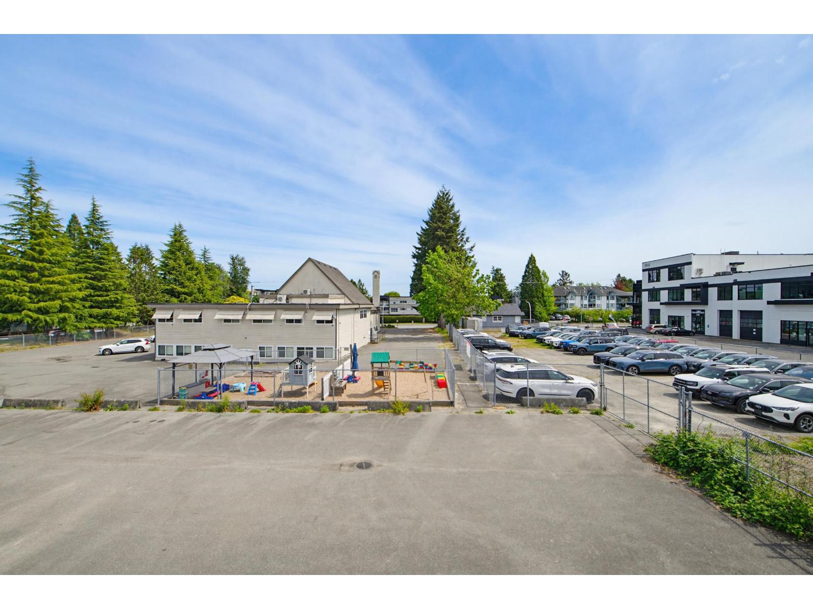 213 5678 199 STREET, Langley