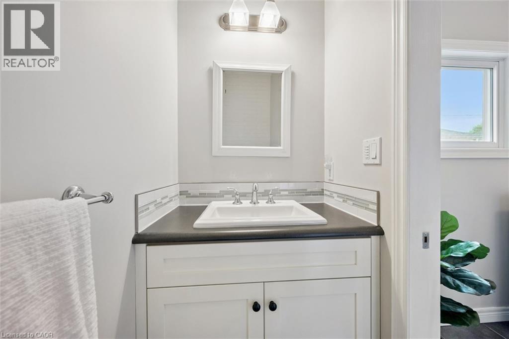 150 WALKER Street, Cambridge, Ontario, N3C2C2 — Photo 29