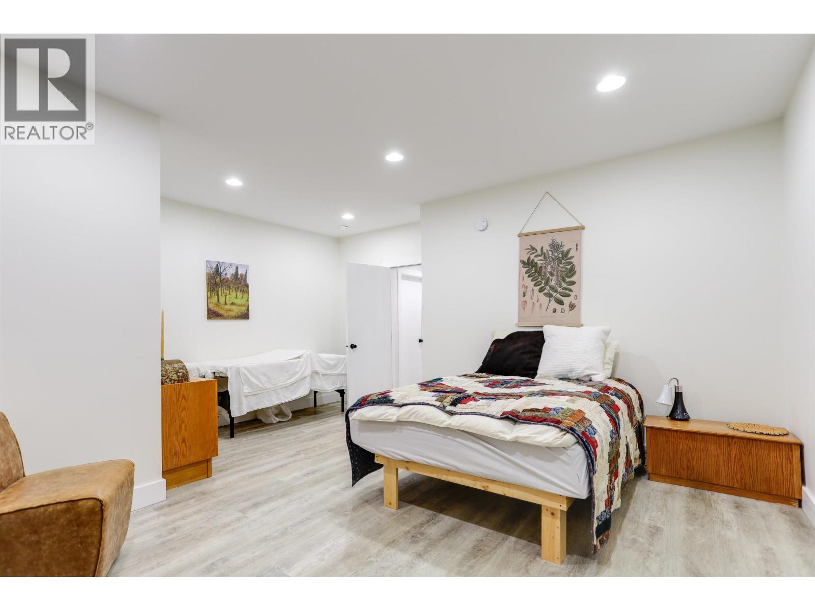 69 ELDERBERRY STREET - 33