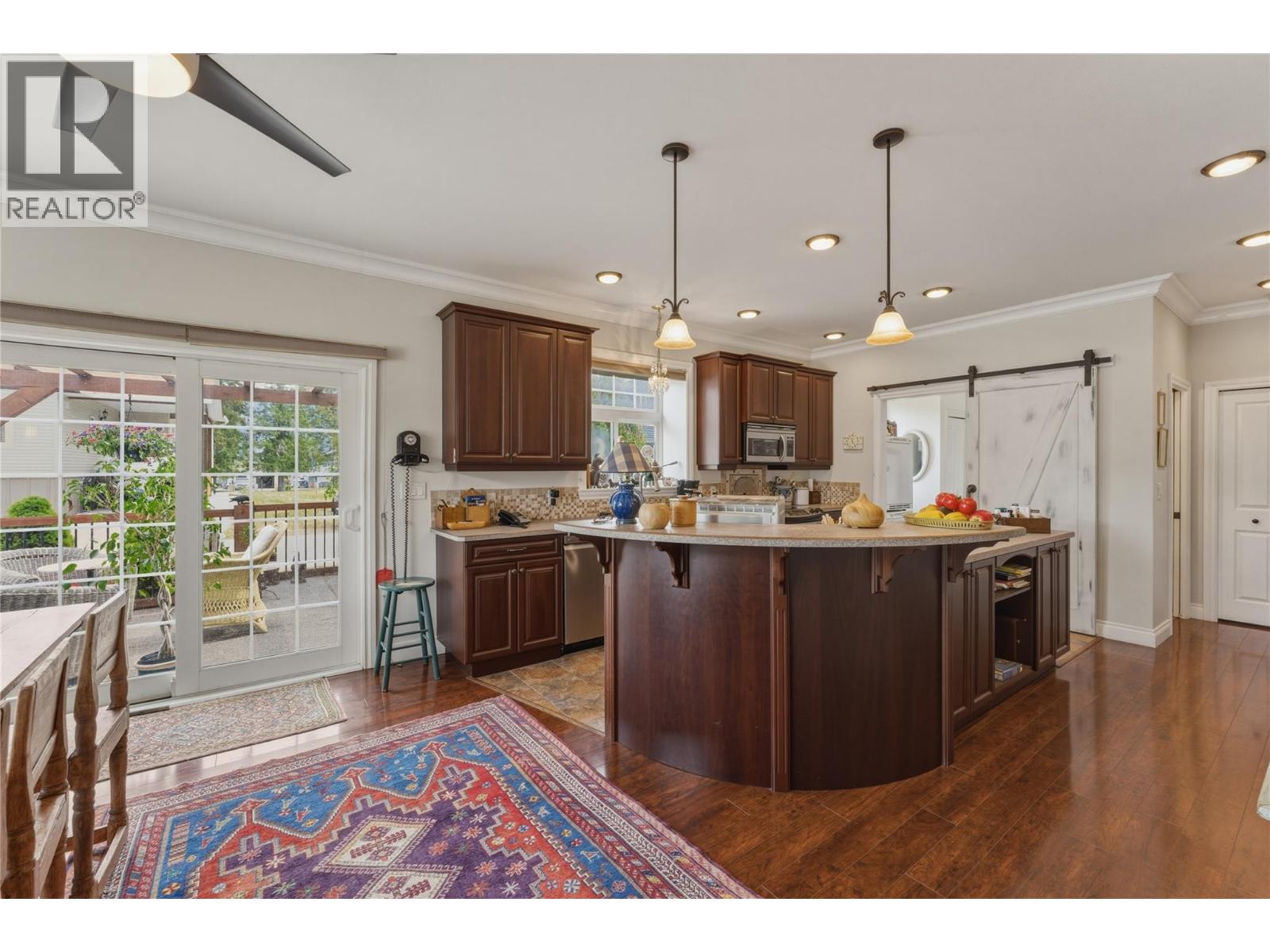 240 Grouse Avenue - 8