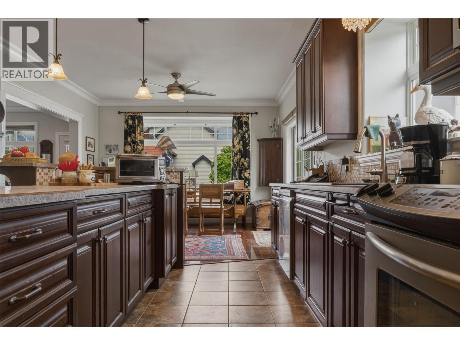 240 Grouse Avenue - 4