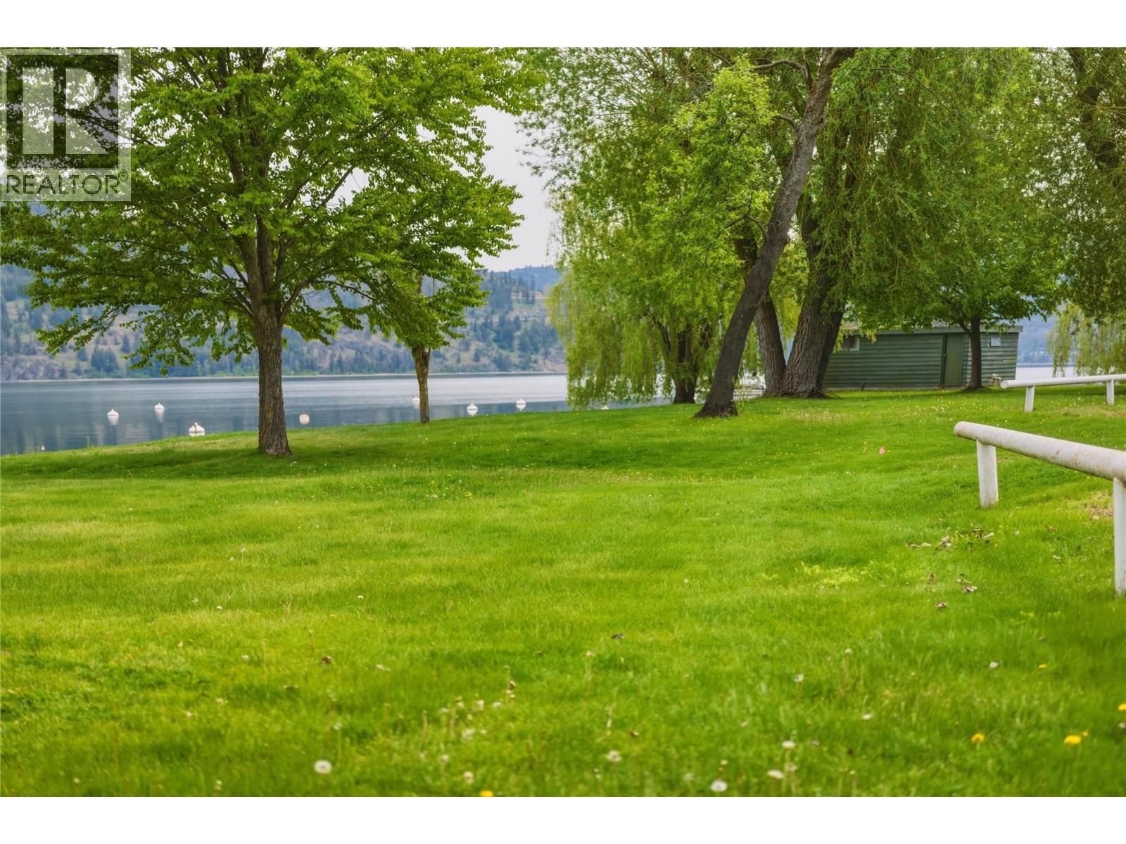 240 Grouse Avenue - 41