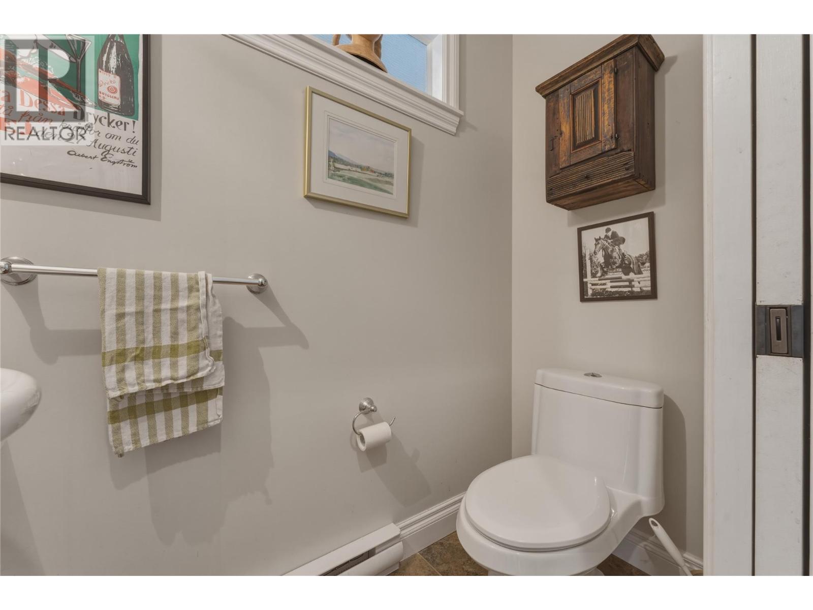 240 Grouse Avenue - 20