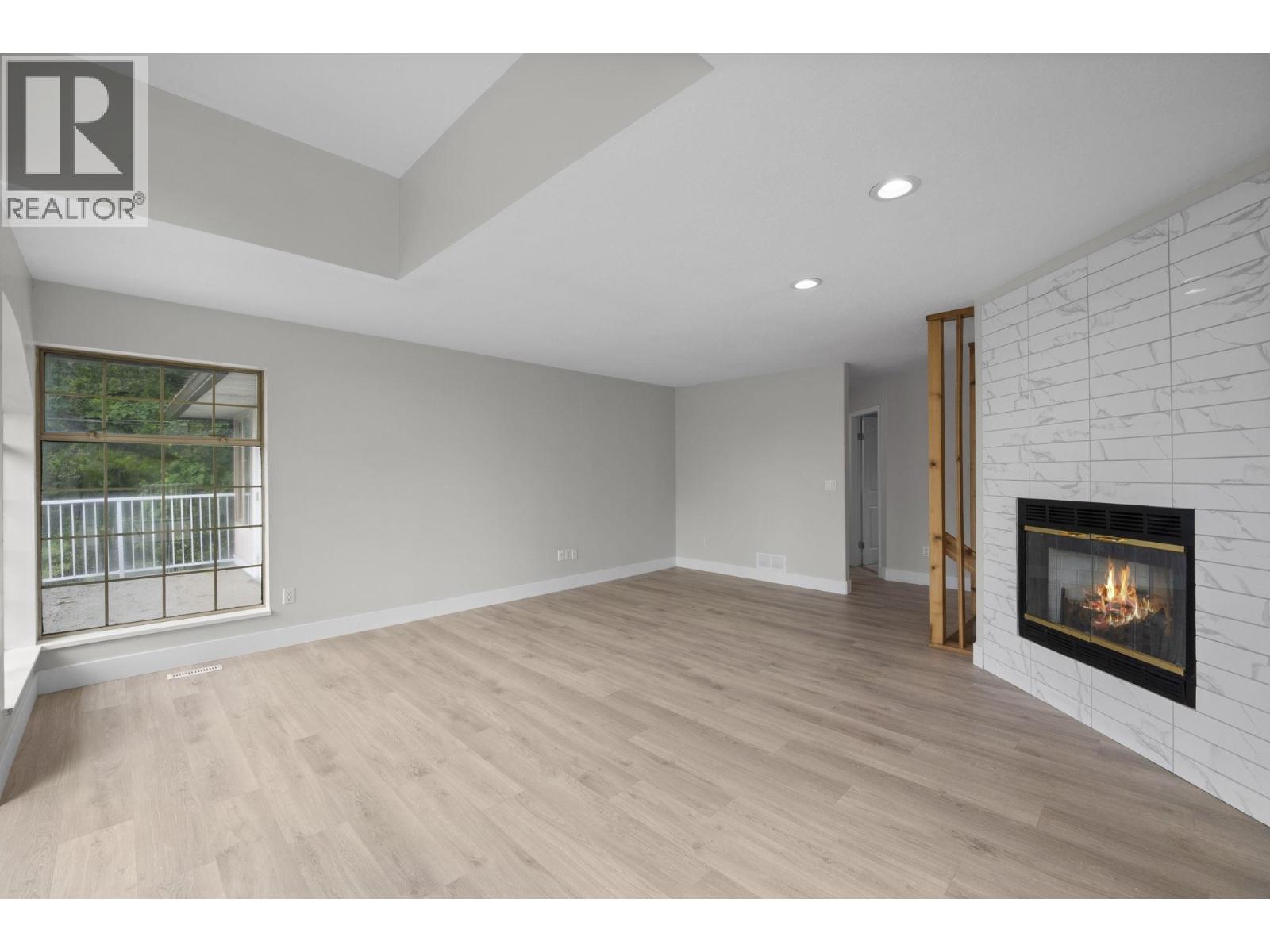 21105 RIVER ROAD, Maple Ridge