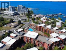 609 654 Cook Road, Kelowna