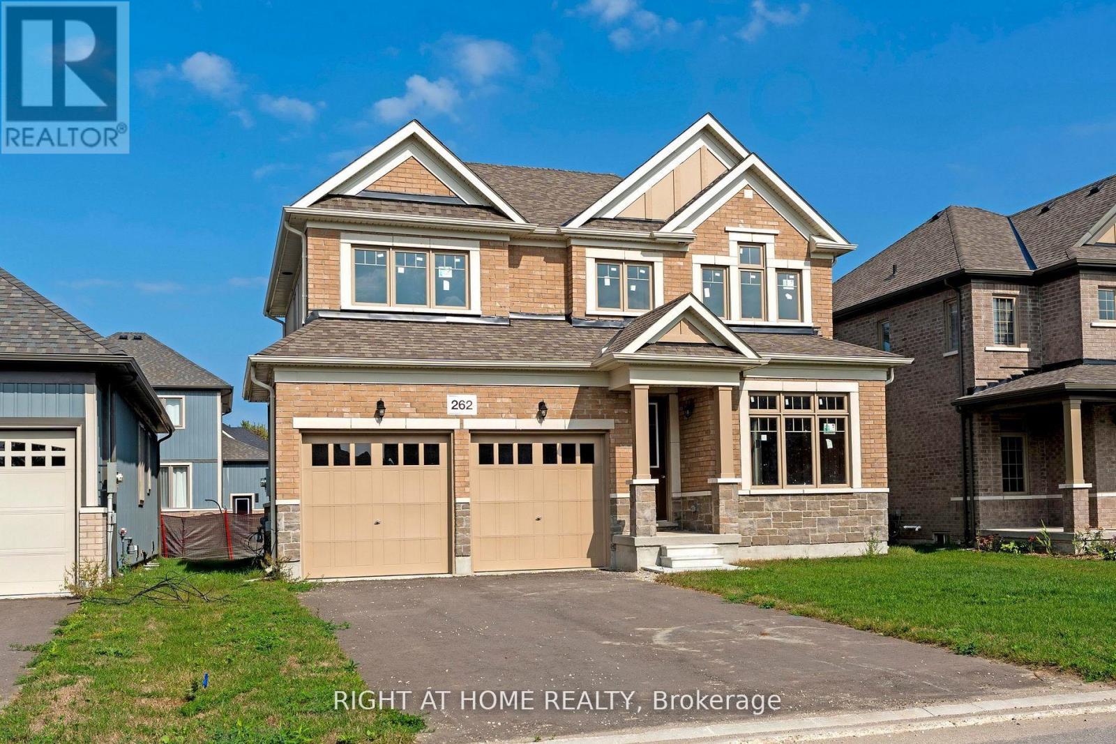 262 DUNCAN STREET - 2