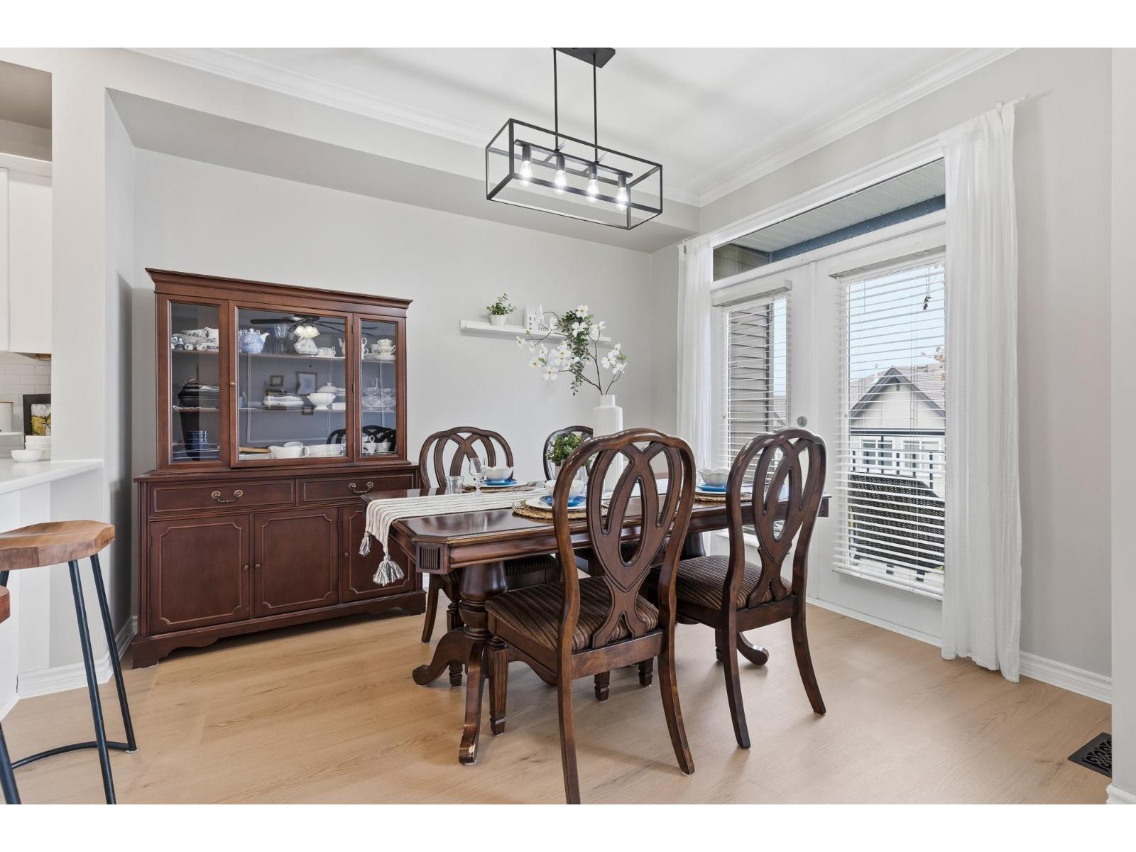 4 Bed, 4 Bath Townhouse for Sale in Chilliwack – 26 5900 JINKERSON ROAD, Promontory, Chilliwack – MLS# R3112764 - Image 3