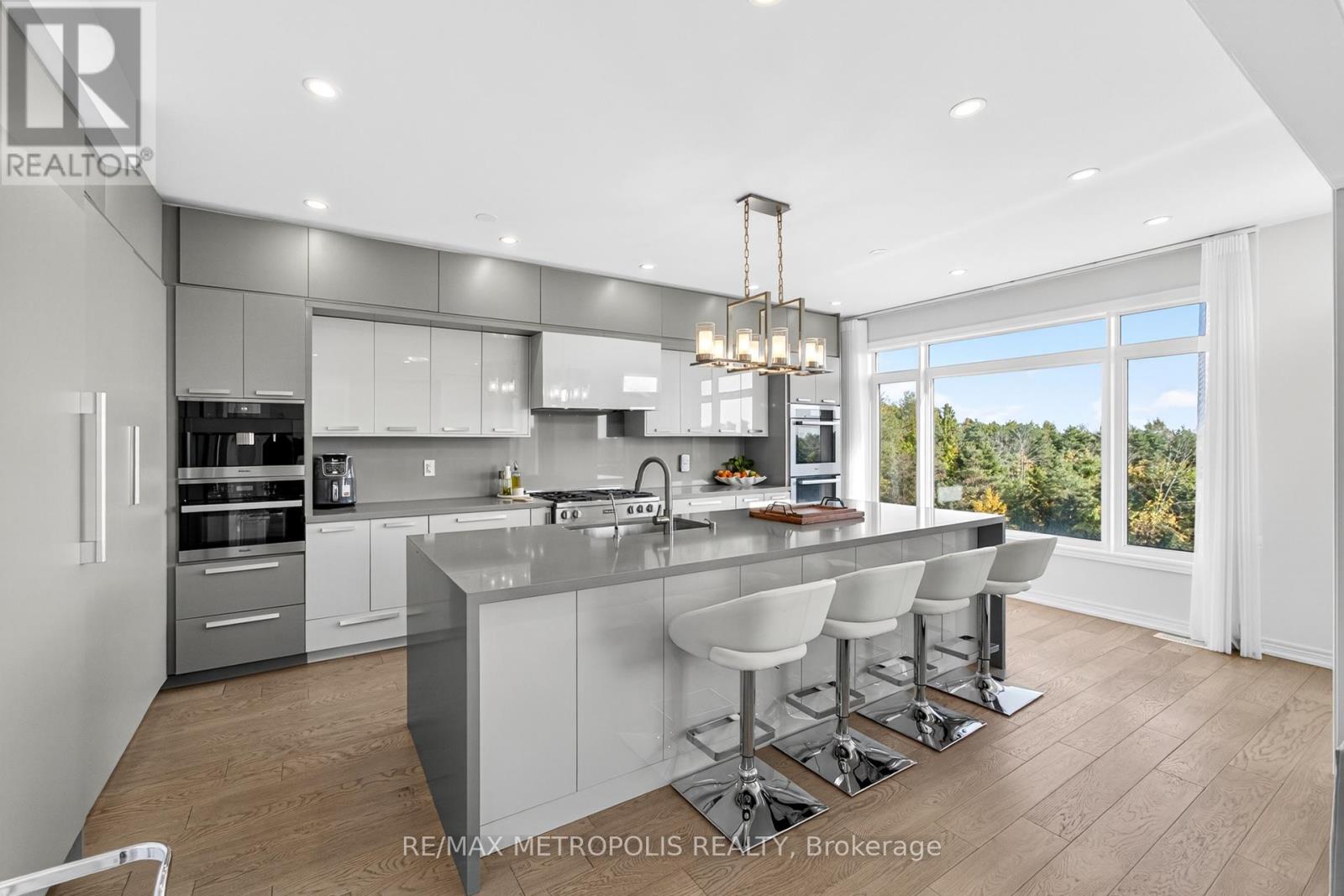 127 MCPHAIL AVENUE - 17