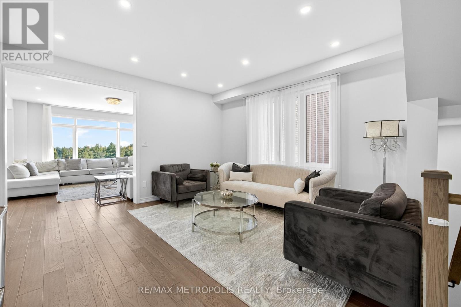 127 MCPHAIL AVENUE - 8