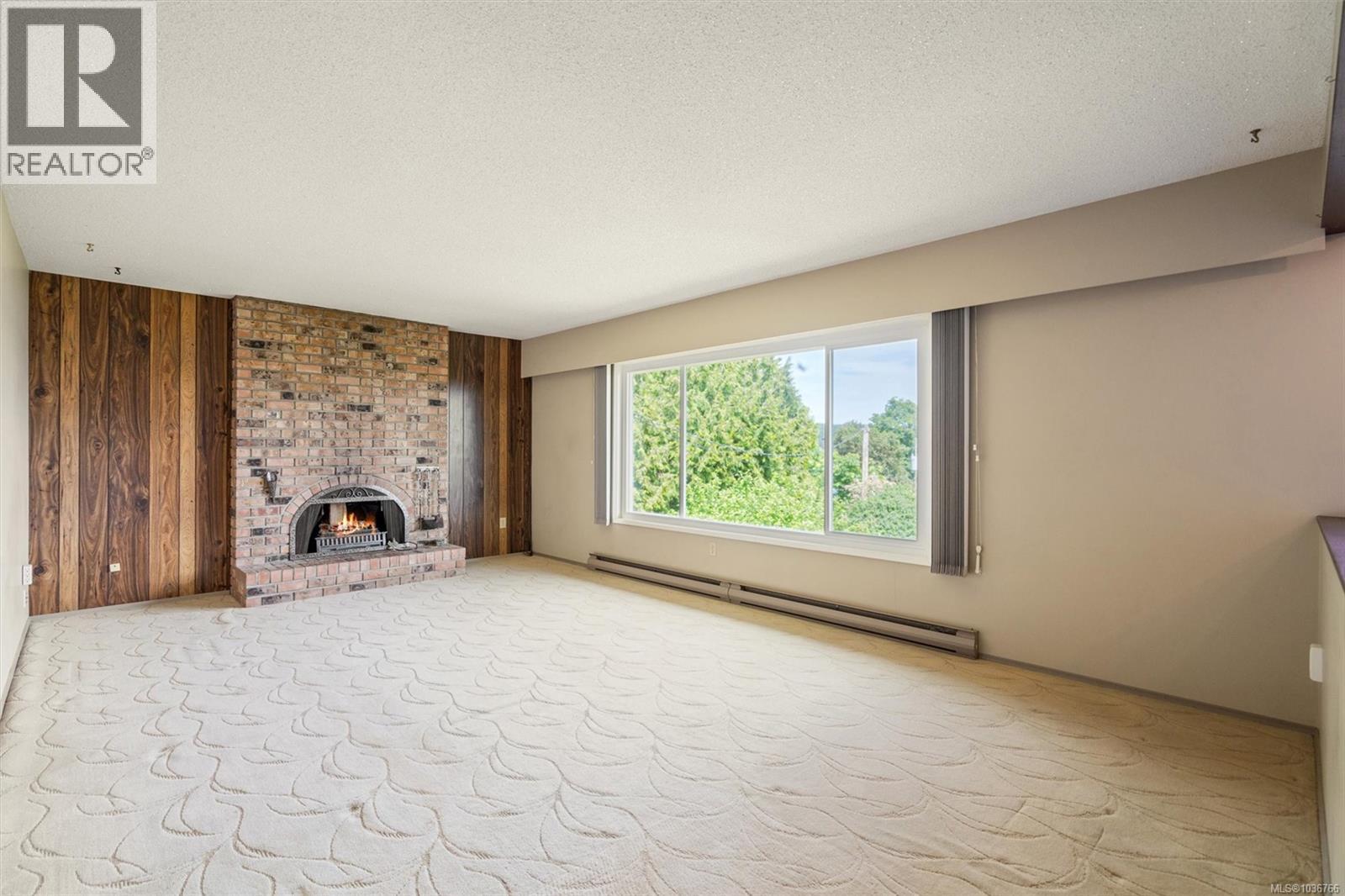 1421 Seaspray Blvd - 10
