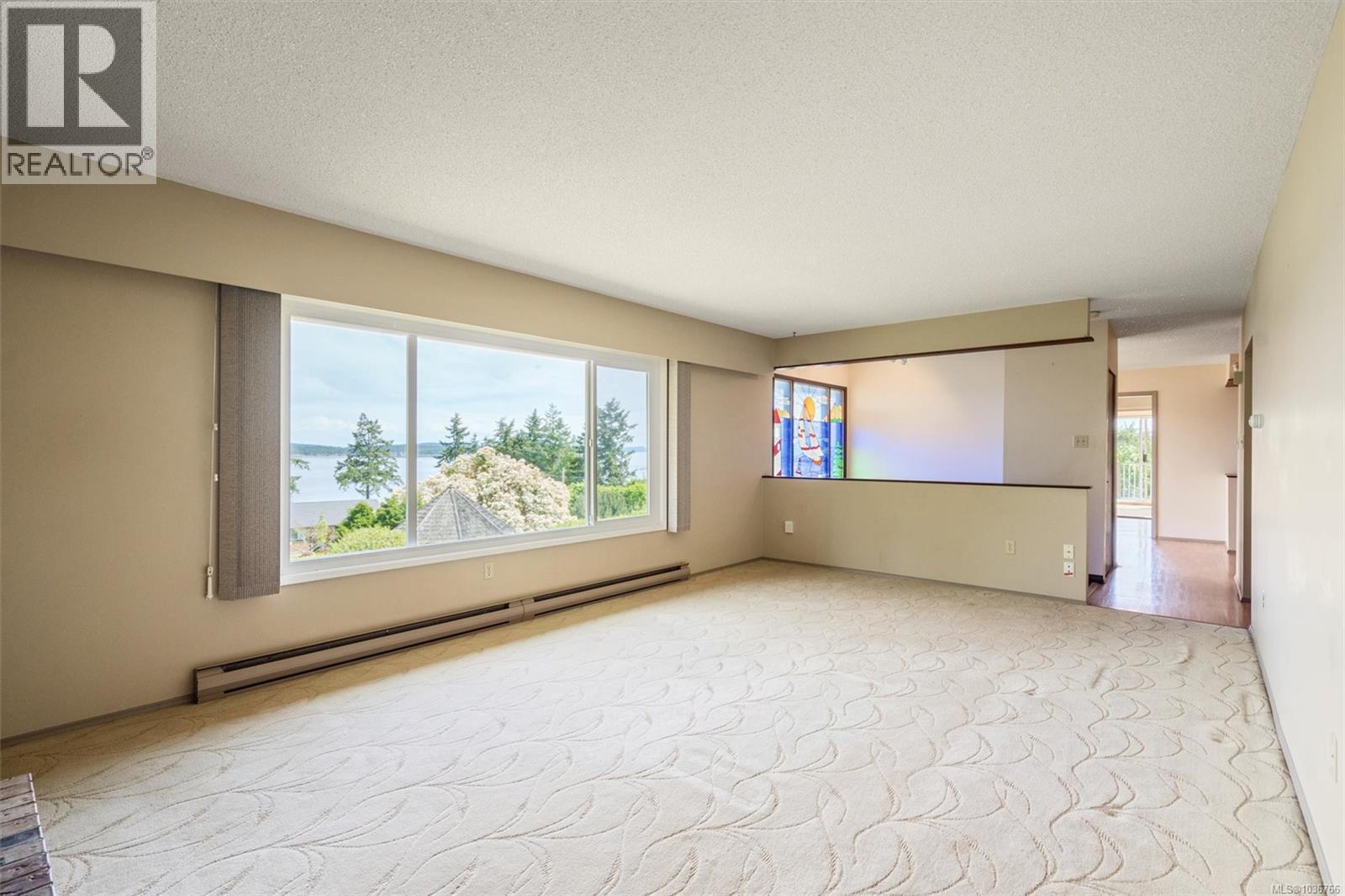 1421 Seaspray Blvd - 11