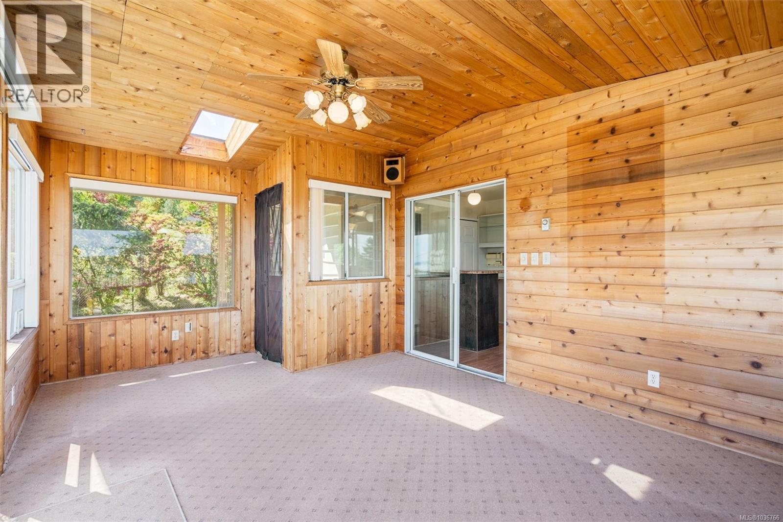 1421 Seaspray Blvd - 21