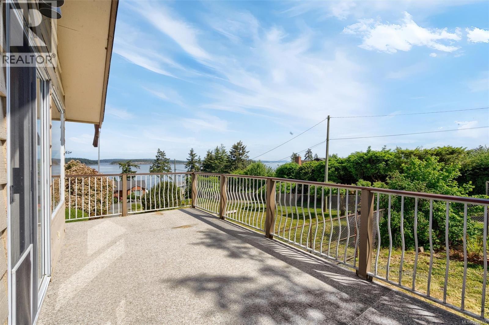 1421 Seaspray Blvd - 22