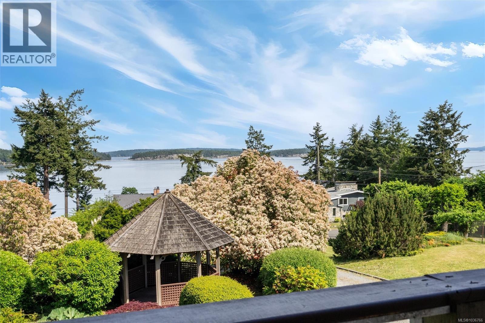 1421 Seaspray Blvd - 4