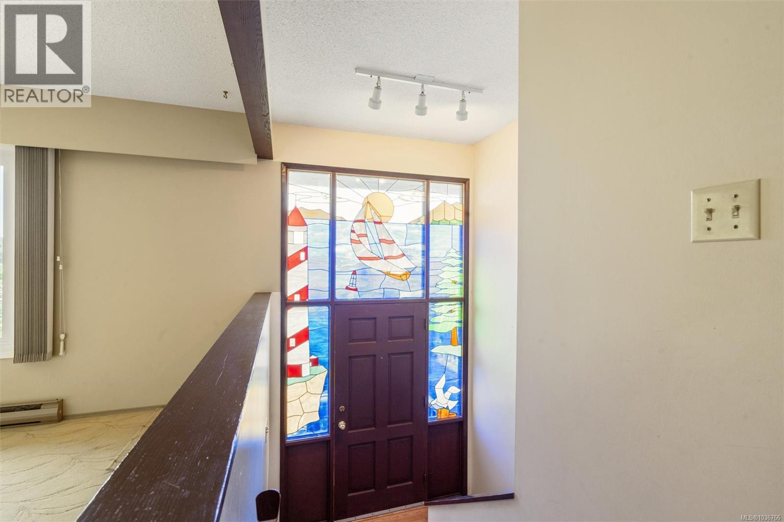 1421 Seaspray Blvd - 9