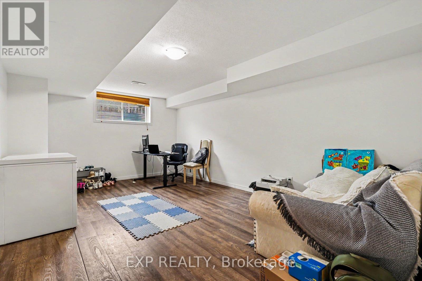 273 ROLLING MEADOW CRESCENT - 16