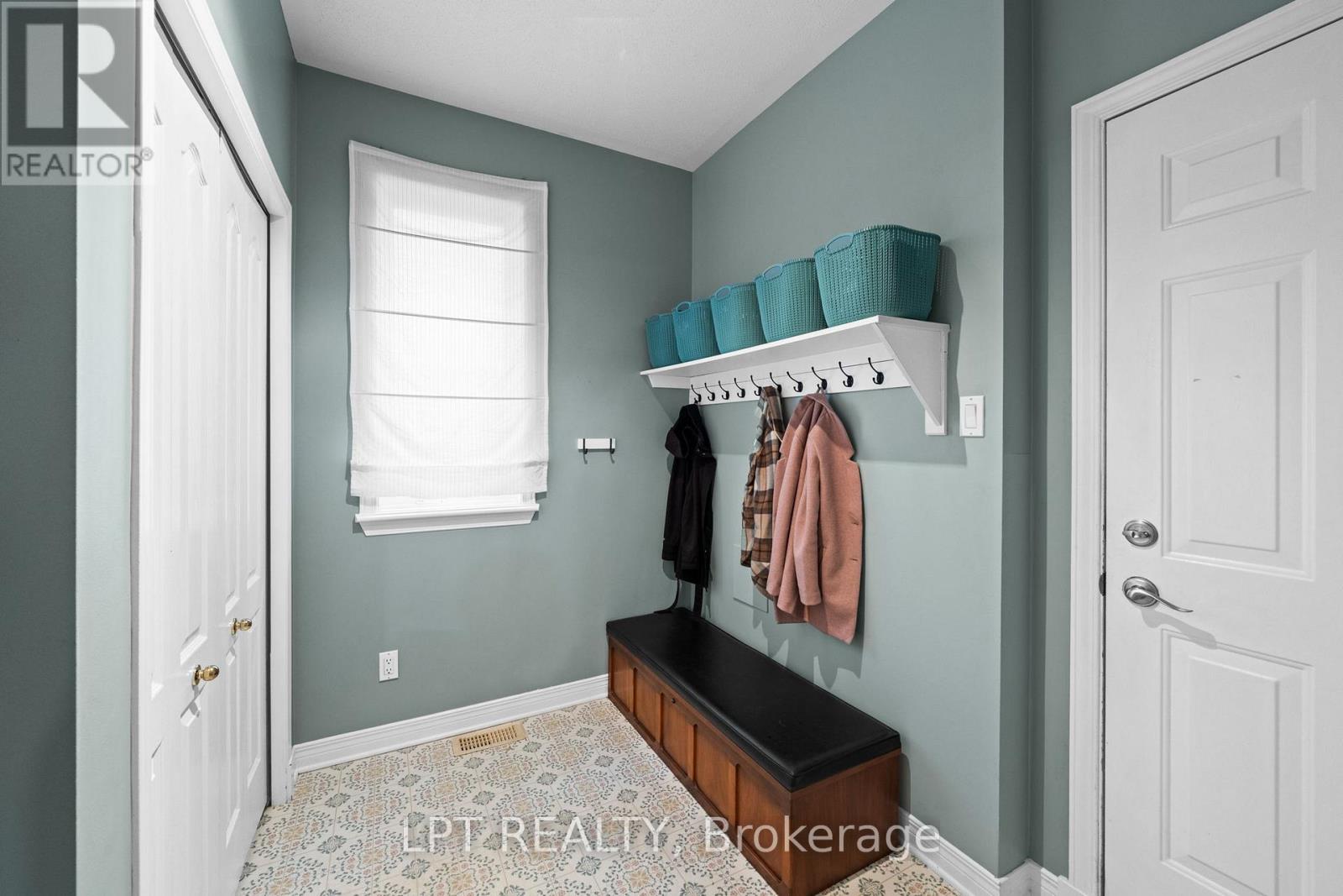 66 FOREST GATE WAY N - 19
