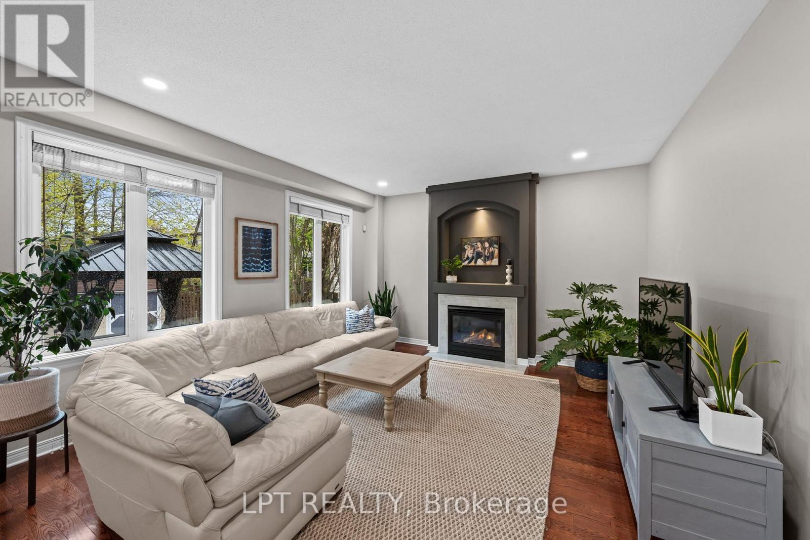 66 FOREST GATE WAY N - 8
