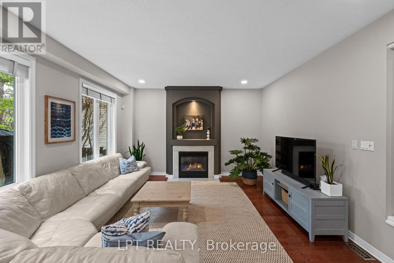 66 FOREST GATE WAY N - 9