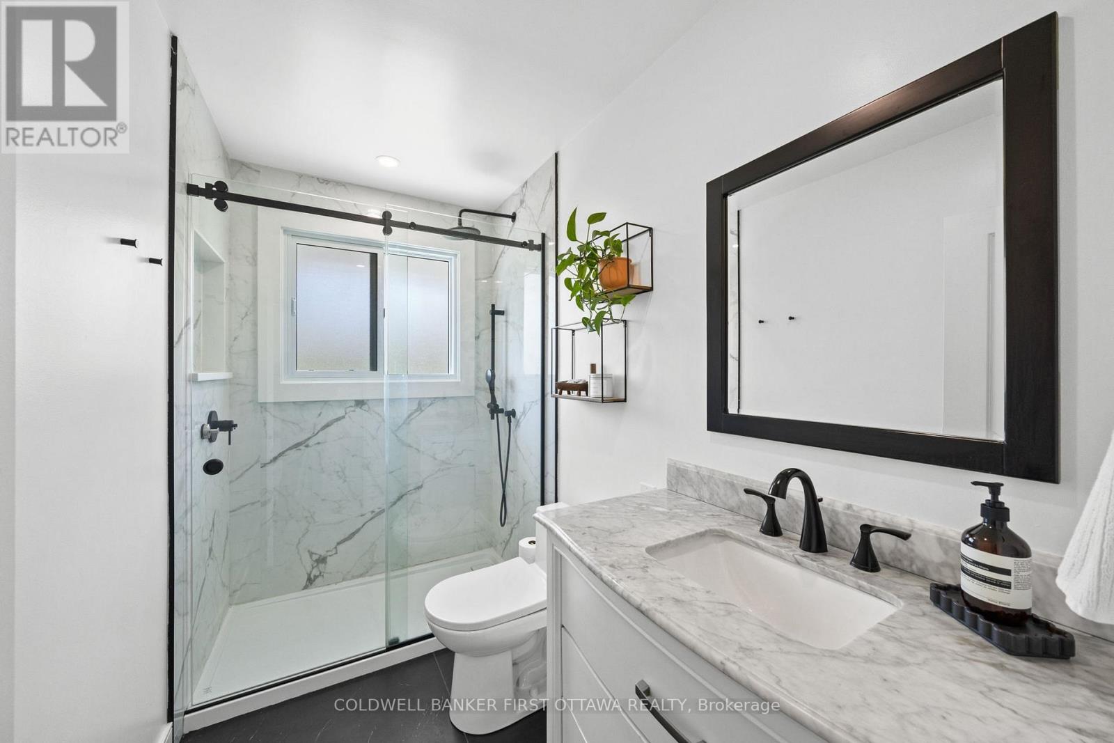 740 GARNER AVENUE - 19