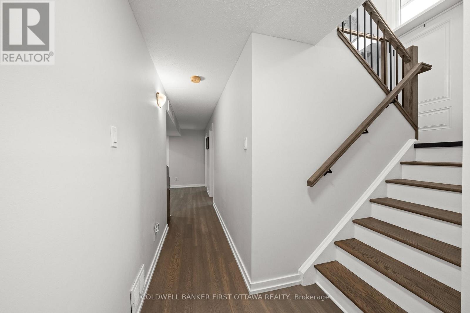 740 GARNER AVENUE - 21