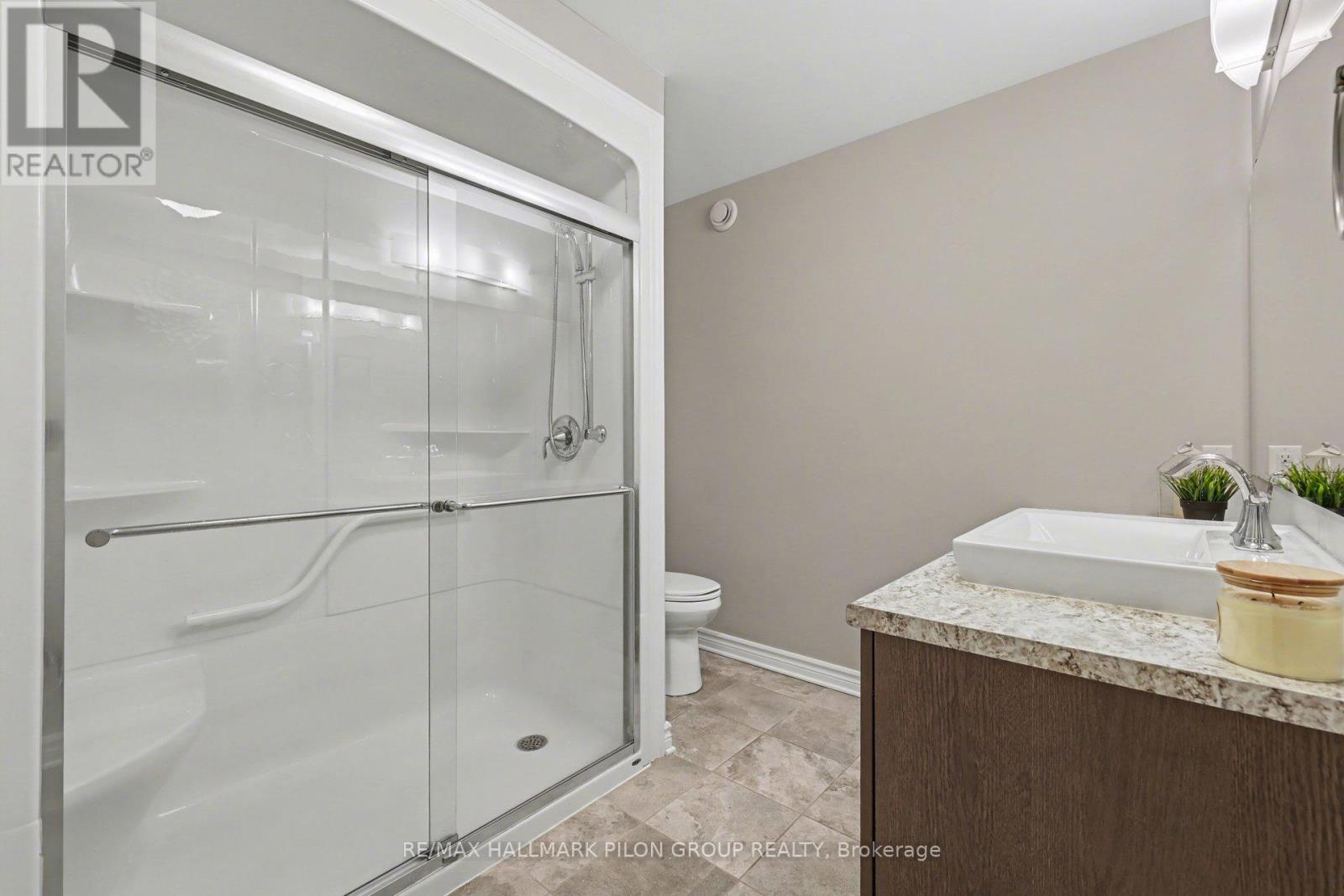 2 Bed, 2 Bath House for Sale in Arnprior – 4 MORGAN CLOUTHIER WAY, Arnprior – MLS# X13136414 - Image 11