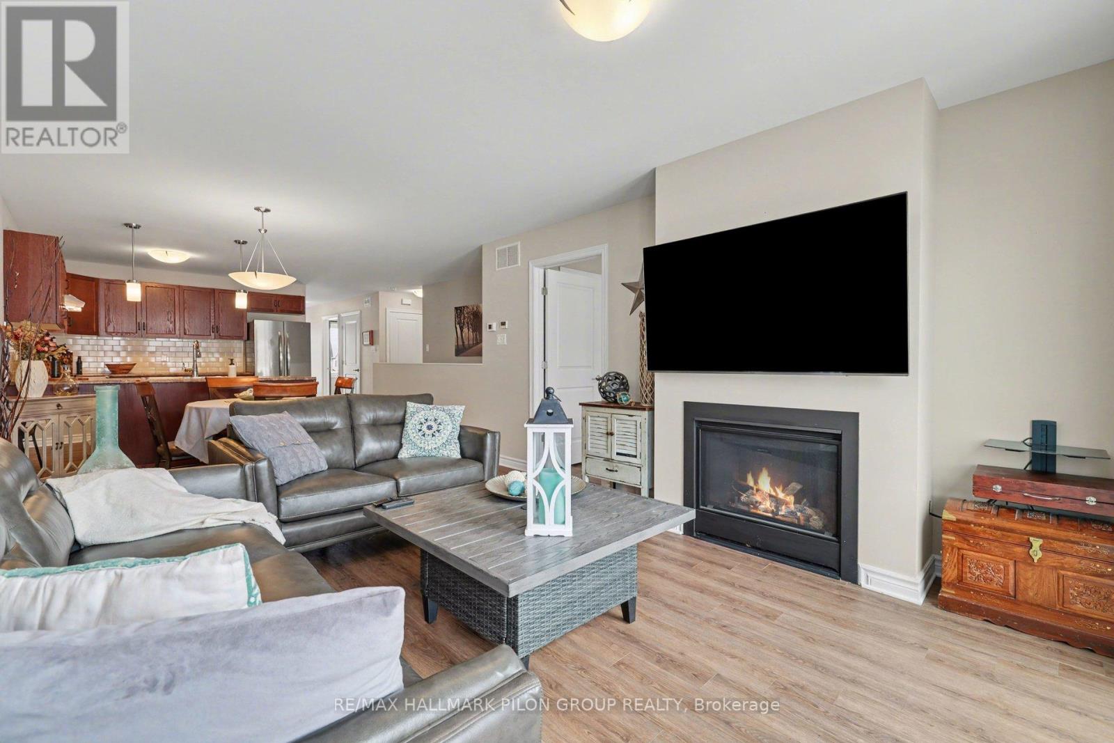 2 Bed, 2 Bath House for Sale in Arnprior – 4 MORGAN CLOUTHIER WAY, Arnprior – MLS# X13136414 - Image 3