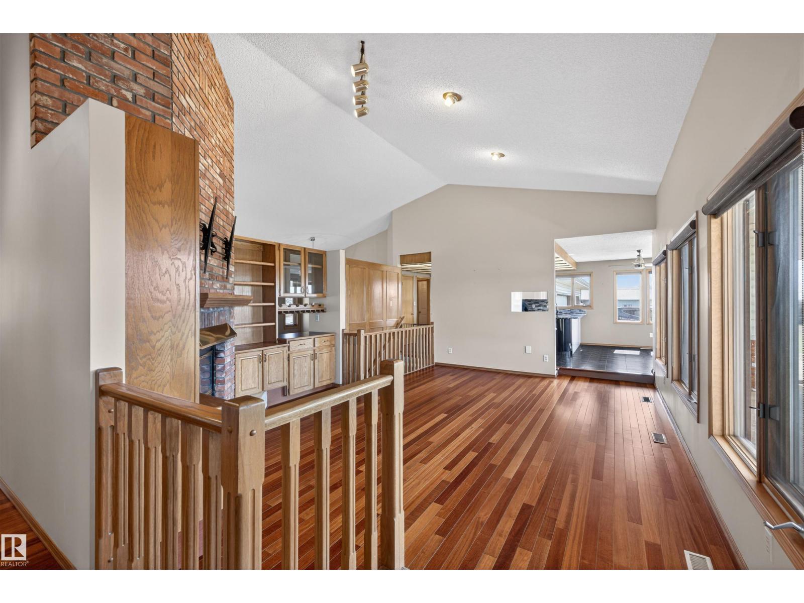 19403 FORT RD NE - 6