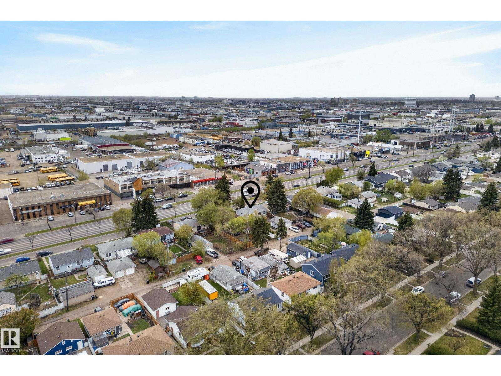 9344 63 AV NW - 50