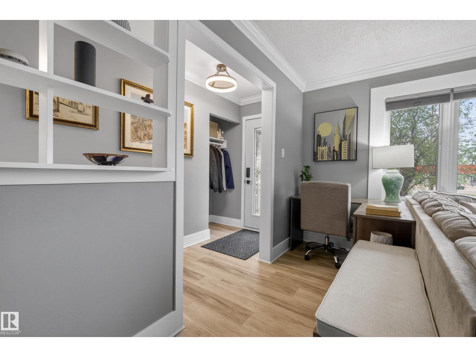 9344 63 AV NW - 5