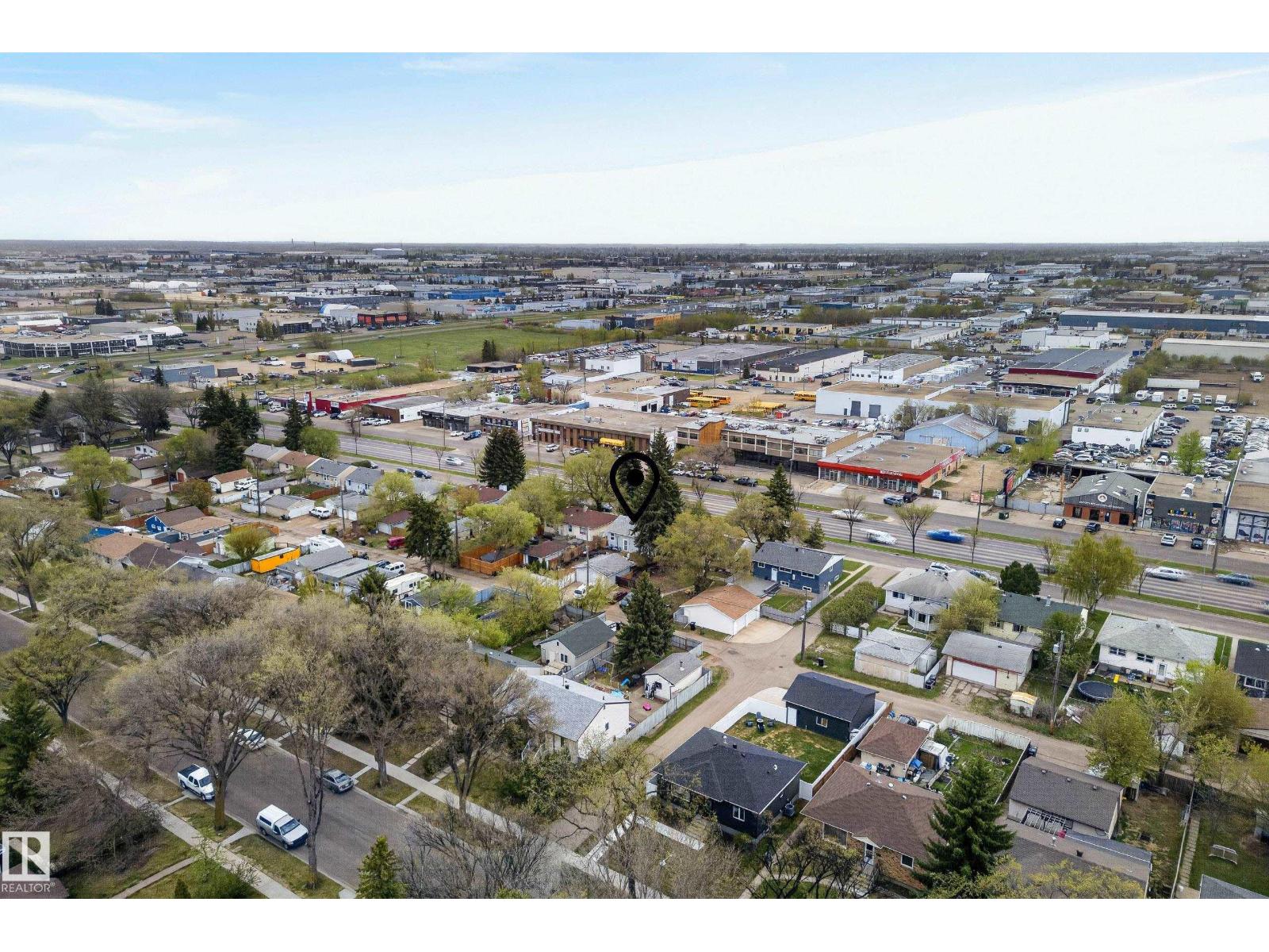 9344 63 AV NW, Edmonton