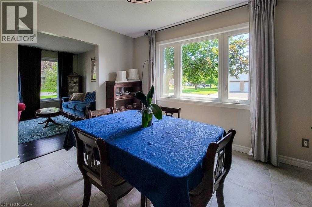 49 ASHWOOD Drive, Cambridge, Ontario, N3C3H7 — Photo 43