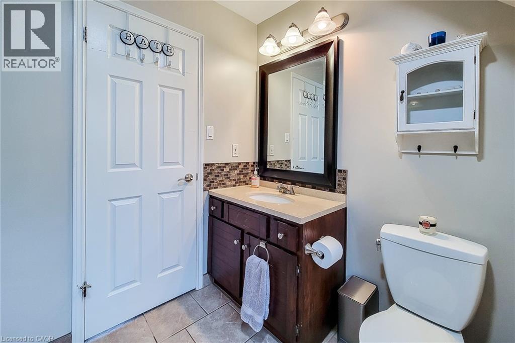 49 ASHWOOD Drive, Cambridge, Ontario, N3C3H7 — Photo 23