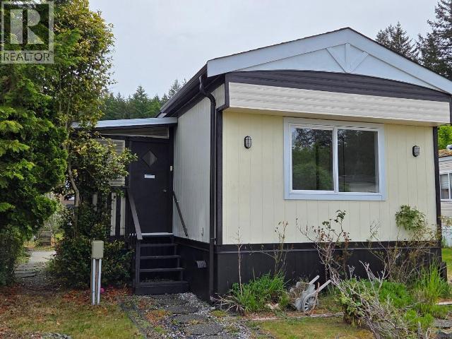 47-6271 MCANDREW AVE - 24