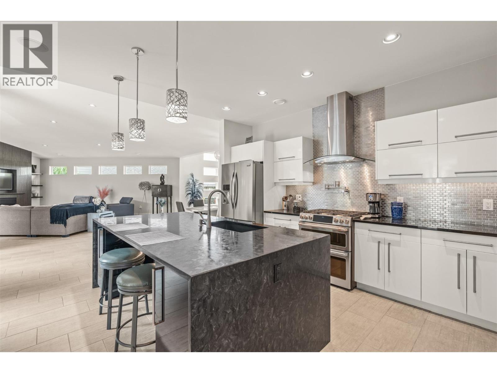 811 Mt Ida Drive - 29