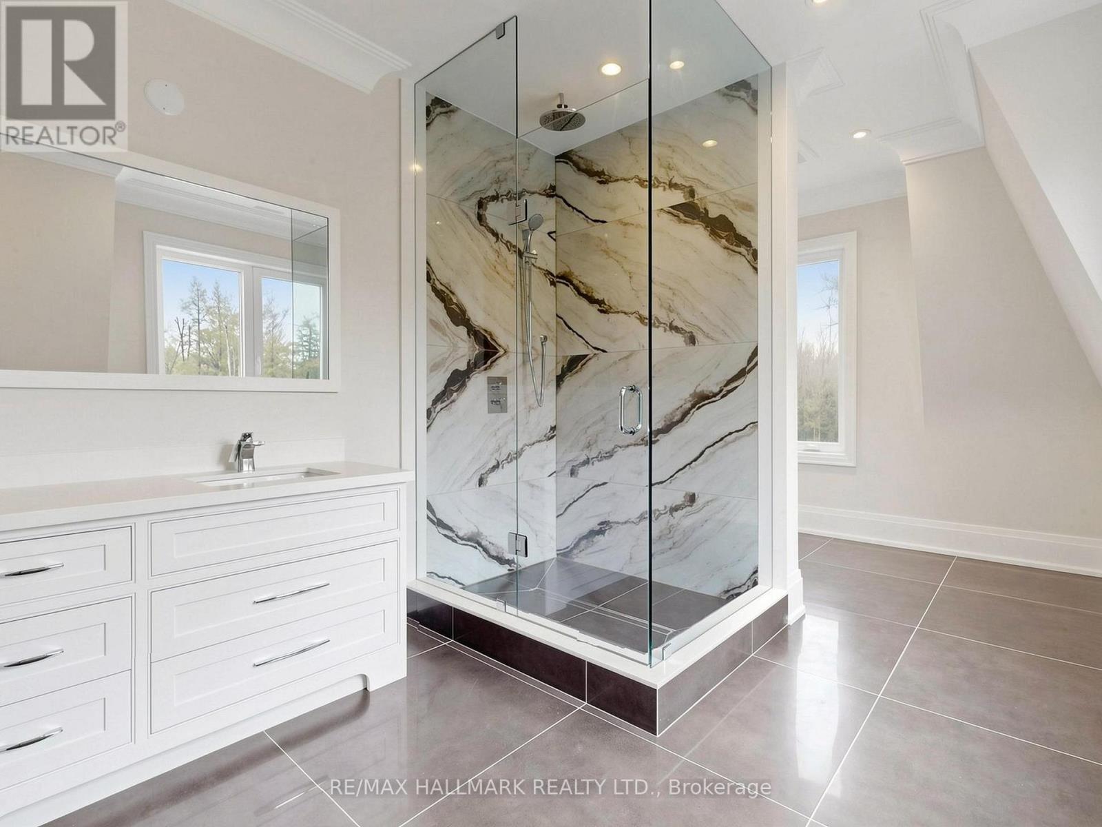 3225 DAVIS DRIVE - 31