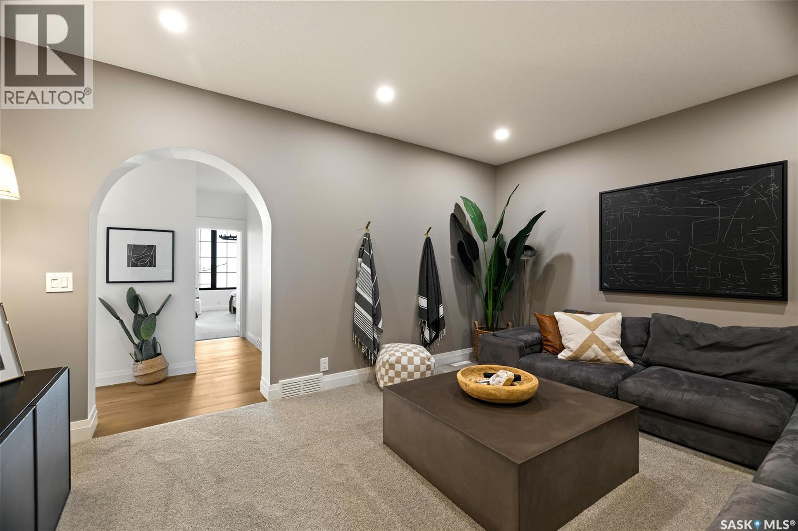 4217 Elderberry CRESCENT E - 41