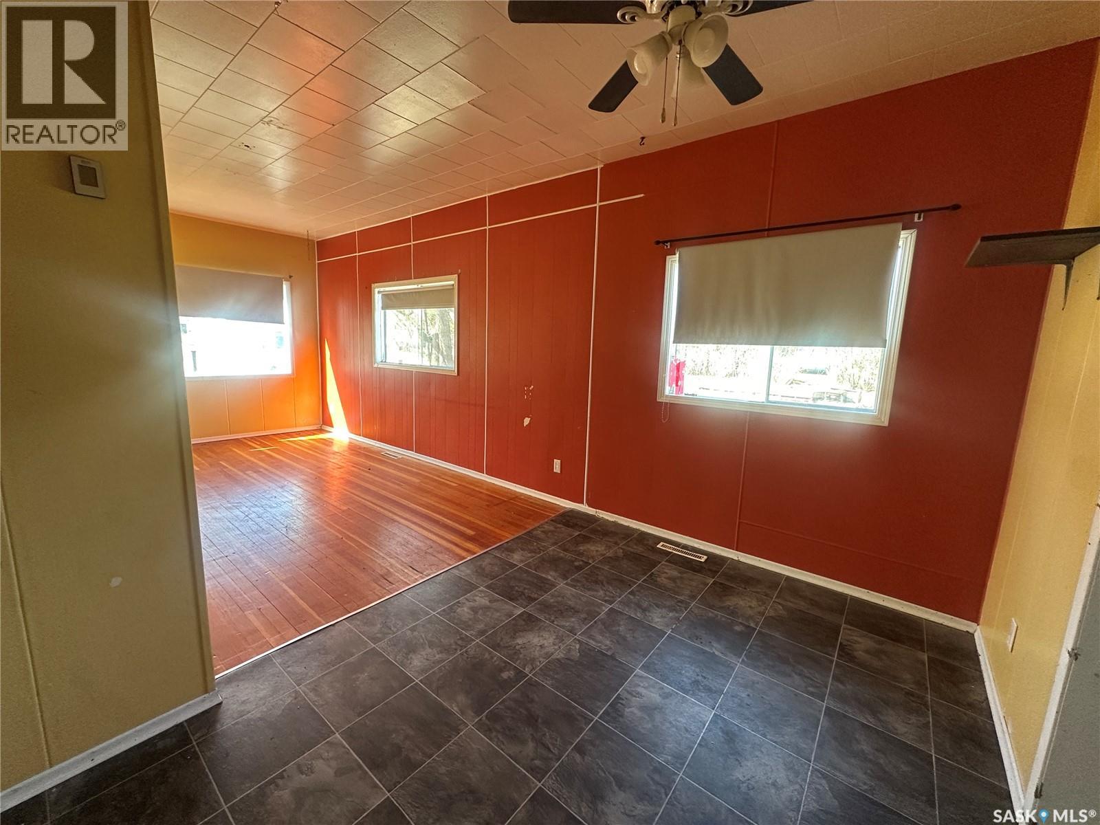 106 2nd AVENUE SE - 11